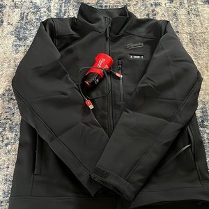 Men’s Milwaukee heated jacket